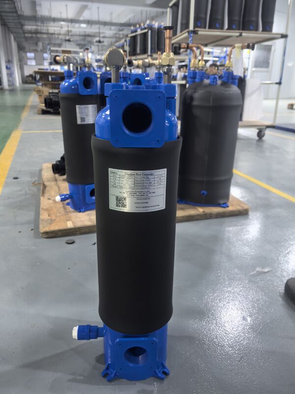 مبدل حرارتی آب شور با نصب عمودی، واحد MHTA-15 با قابلیت خنک‌کنندگی موثر در محیط‌های دریایی و صنعتی