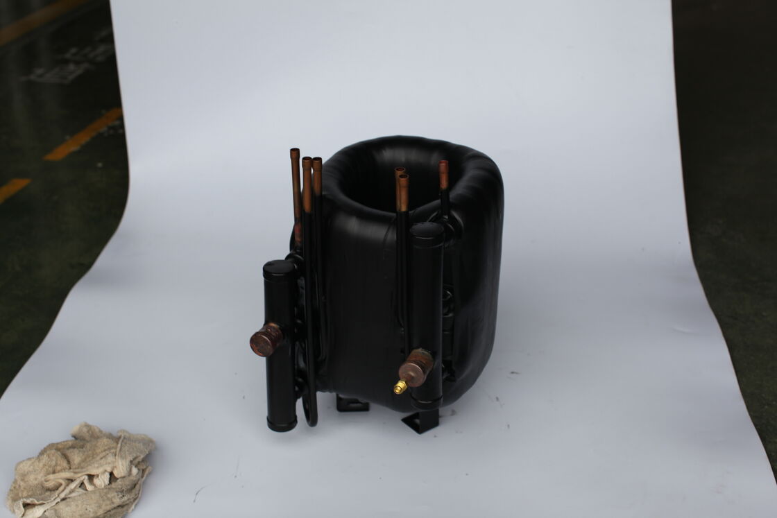 مبدل حرارتی دریایی با راندمان حرارتی بالا با استفاده از لوله فولادی SPHC به عنوان ماده لوله بیرونی، که تبادل حرارتی را در شناورهای دریایی فراهم می‌کند